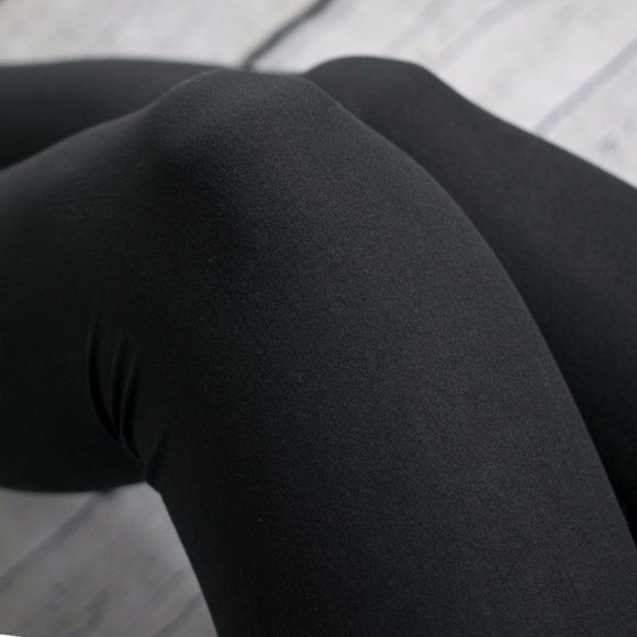 NEW Black Brushed Knit Leggings ! - Picture 4 of 4